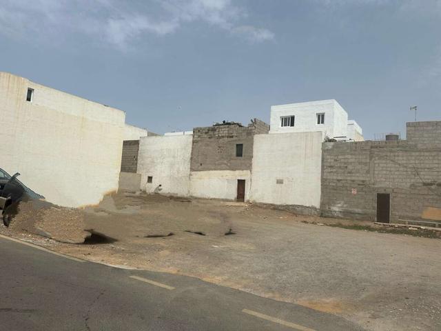 VENTA DE PARCELA EN ARRECIFE , BARRIO DE ALTAVISTA, CALLE HONDURAS photo 0