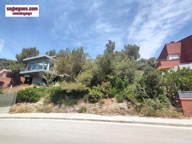 Terrenos Edificables En venta en Begues photo 0