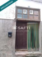 Casa para pequeña reforma con múltiples opciones. Dos plantas con bodega y 147m2. Precio EXCEPCIONAL. photo 0