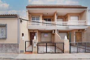 ADOSADO EN EL ALGAR photo 0