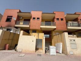 Unifamiliar Pareada En venta en Alguazas, Alguazas photo 0