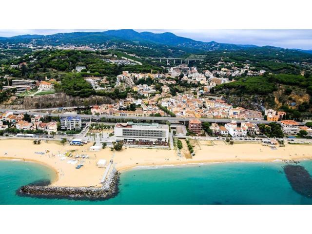 SEGUNDA LINEA - CALDES D’ESTRAC photo 0