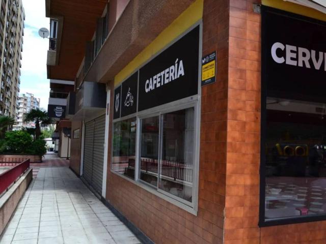 Local en alquiler en Universidad photo 0