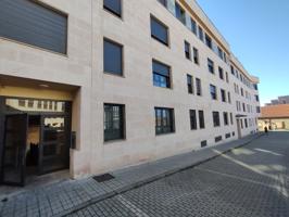 Local En venta en Segovia photo 0