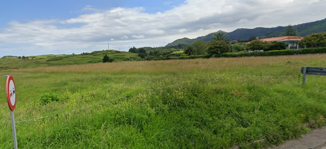 Terrenos Edificables En venta en Caravia photo 0