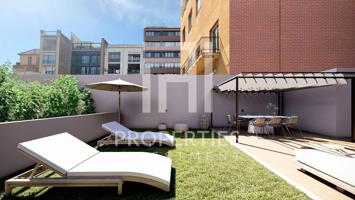 Exclusivo piso reformado de lujo con Terraza de 100m² en Enric Granados photo 0