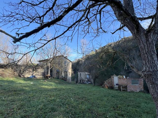 Masia en venta en Mieres photo 0