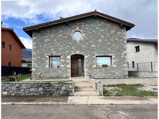 La Vall d'en Bas, Casa Unifamiliar. photo 0