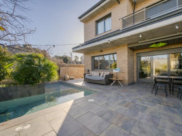 Piso En venta en Boadilla Del Monte photo 0