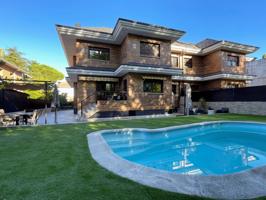 Unifamiliar Separadas En venta en Las Rozas De Madrid photo 0