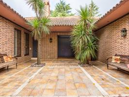 Piso En venta en Villaviciosa De Odón photo 0