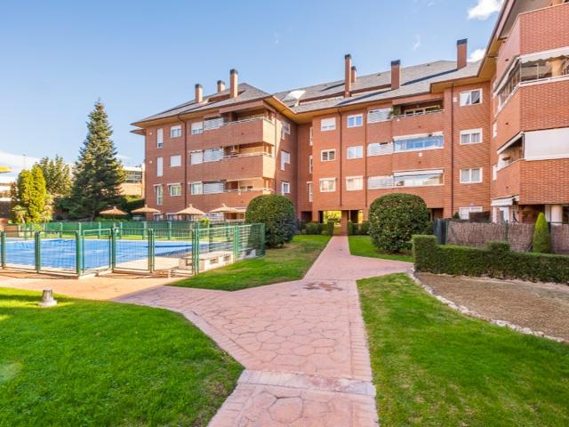 Planta Baja En venta en Majadahonda photo 0