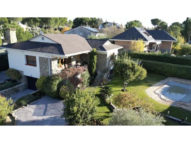 Piso En venta en Valdemorillo photo 0