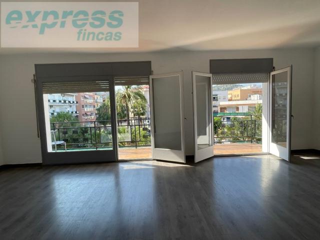 Piso En venta en Pineda De Mar photo 0