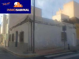 CASA DE PLANTA BAJA EN ESQUINA photo 0