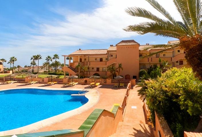 Planta baja en venta en El Faro, Mijas photo 0