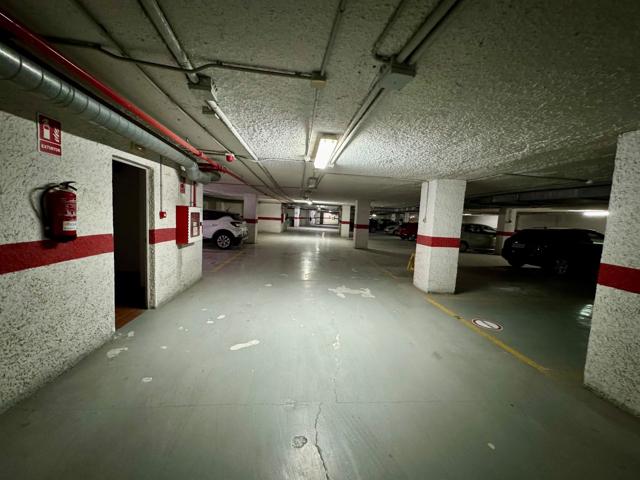Parking En venta en Calp photo 0