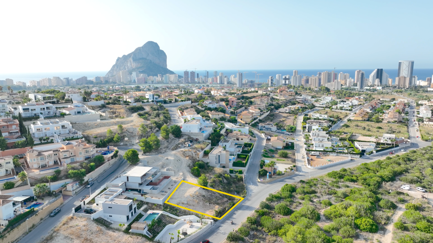 Terrenos Edificables En venta en Calp photo 0