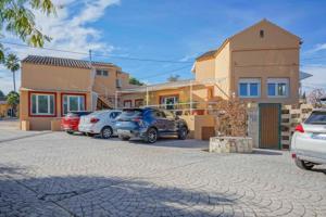Local En venta en Jávea-Xàbia photo 0