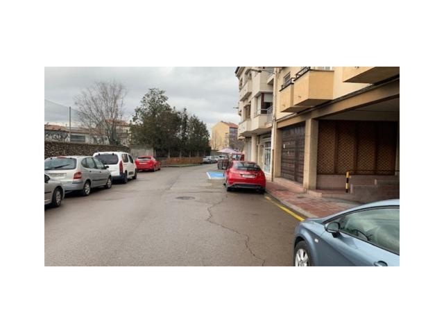 Parking Subterráneo En alquiler en Manlleu photo 0