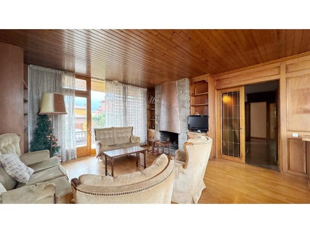 Piso En venta en Vic photo 0