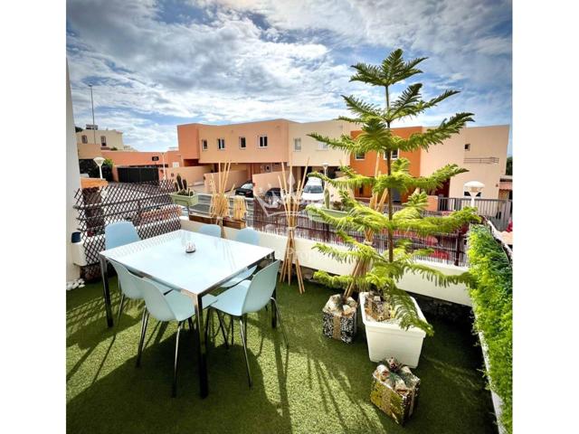 Se Vende Chalet Adosado en Costa Adeje photo 0