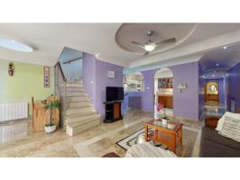 Casa En venta en Valencia photo 0