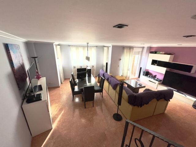 Dúplex En venta en Burjassot photo 0