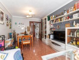 Piso En venta en Burjassot photo 0
