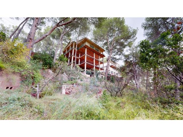 Piso En venta en Serra photo 0