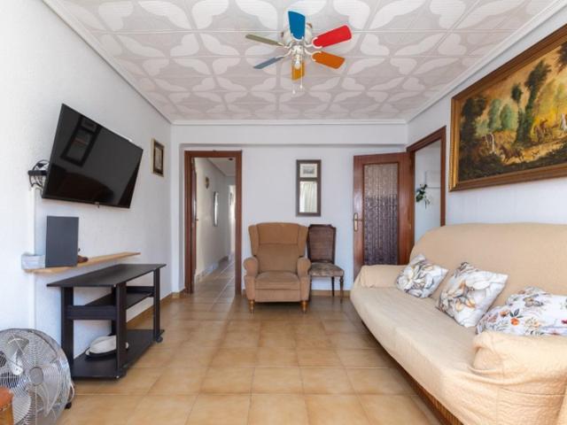 Piso En venta en Burjassot photo 0