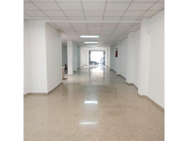 Local En venta en Paterna photo 0