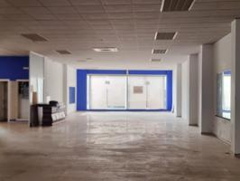 Local En venta en Tavernes De La Valldigna photo 0