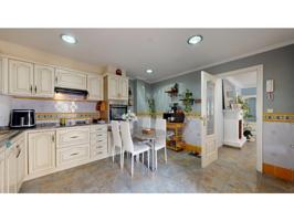 Piso En venta en Paterna photo 0