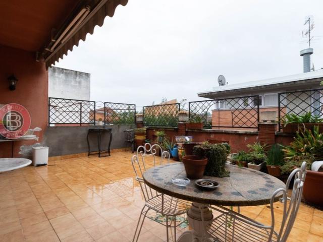 Piso En venta en Piera photo 0