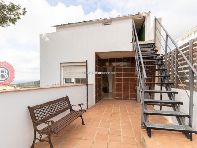 Piso En venta en Piera photo 0