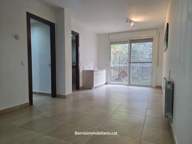 Piso En venta en Piera photo 0