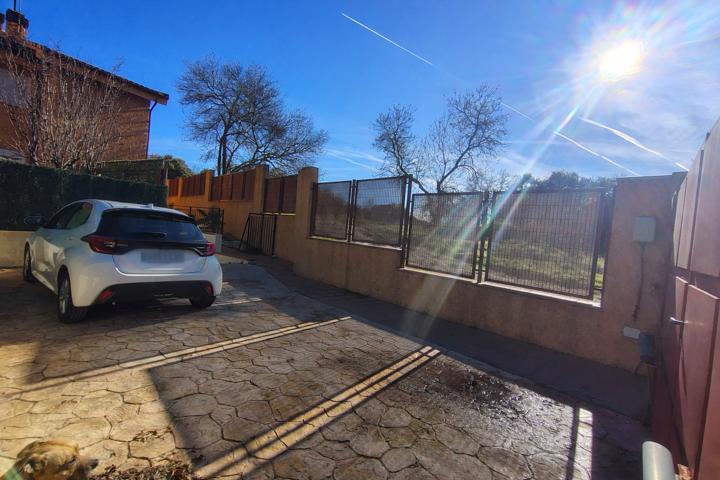 Casa En venta en Guadarrama photo 0