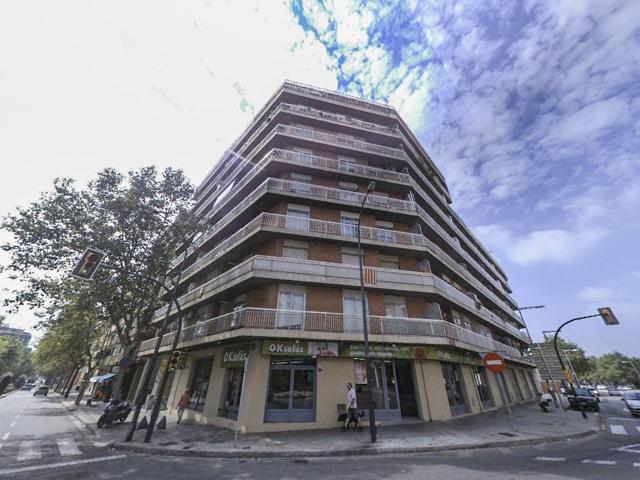 El INMUEBLE SE VENDE CON INQUILINO. EXCLUSIVO INVERSORES - REUS - TARRAGONA- photo 0