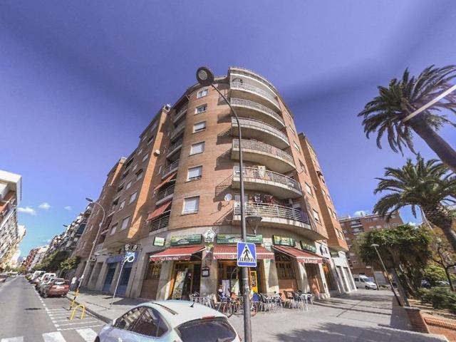 El INMUEBLE SE VENDE CON INQUILINO. EXCLUSIVO INVERSORES - REUS - photo 0