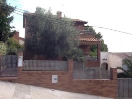 El INMUEBLE SE VENDE CON INQUILINO. EXCLUSIVO INVERSORES - SEGUR DE CALAFELL photo 0