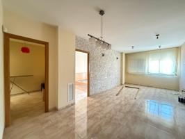 PISO EN VENTA EN L'ALDEA photo 0