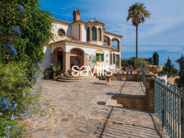 Villa En venta en Rincón De La Victoria photo 0