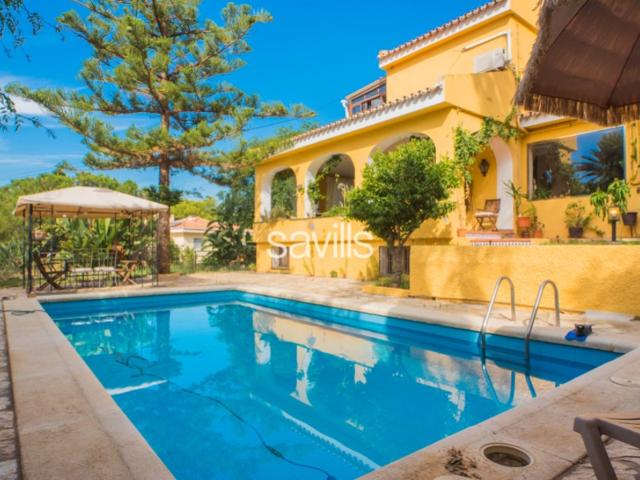 Villa En venta en Málaga photo 0