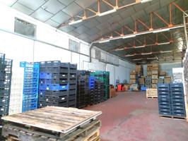 Almacén En venta en Ciempozuelos photo 0