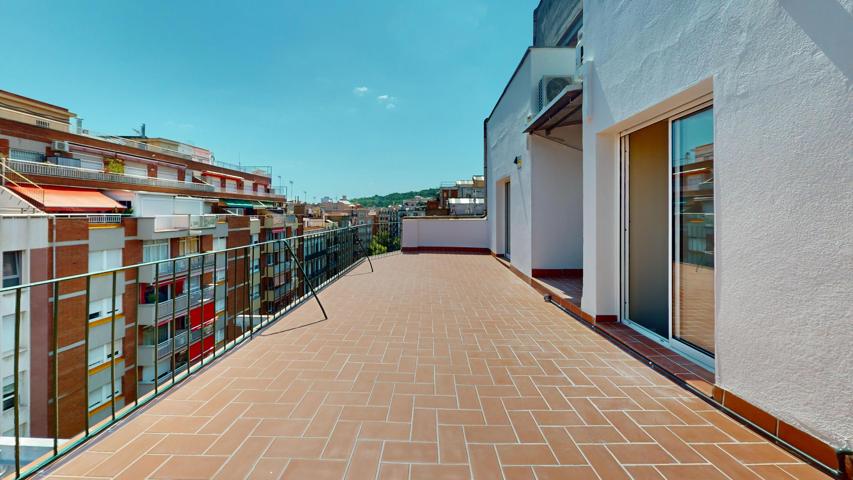 Piso En venta en Sant Antoni (Barcelona) photo 0