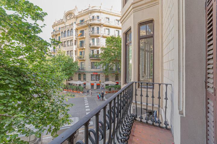 Piso En venta en la Dreta de l'Eixample photo 0