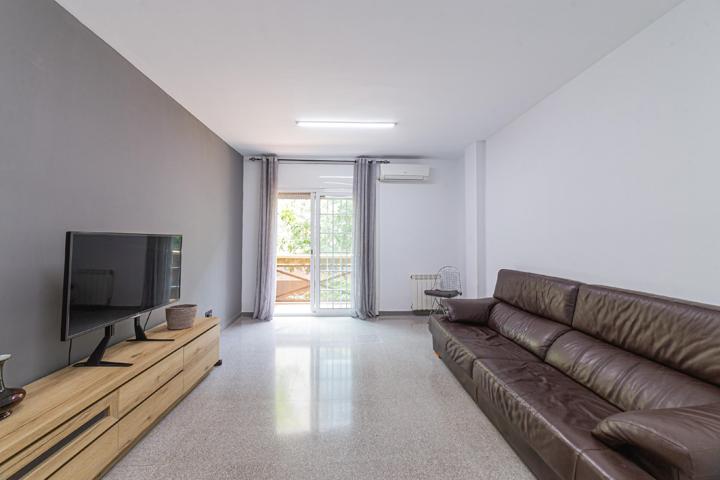 Piso En venta en el Poble Sec photo 0