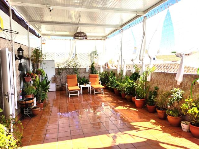 CASA EN VENTA EN GUILLENA BARRIADA LOS MOLINILLOS photo 0