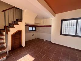 Casa a la venta en Urbanización La Algara, El Ronquillo photo 0